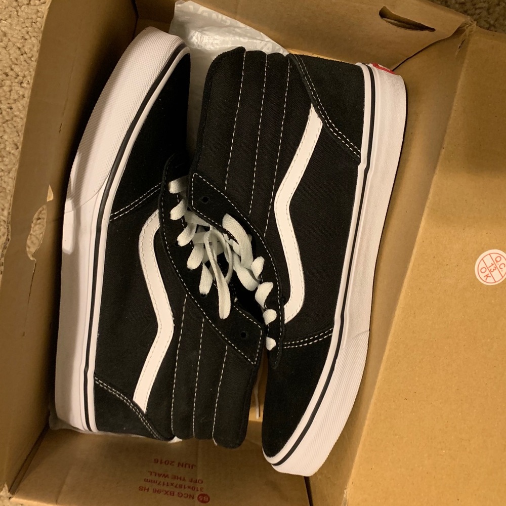 Mid top classic vans